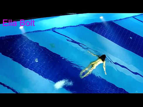 ❤️ Abdi teu tiasa ngeureunkeun nonton, pirang ngora bray ngojay buligir di ELLA bolt Resort kolam renang ️❌ Video anal dina su.extraclasswork.ru ❌️❤
