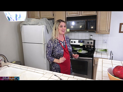 ❤️ Stepmom milking anjeunna di dapur saméméh tanggal na ️❌ Video anal dina su.extraclasswork.ru ❌️❤
